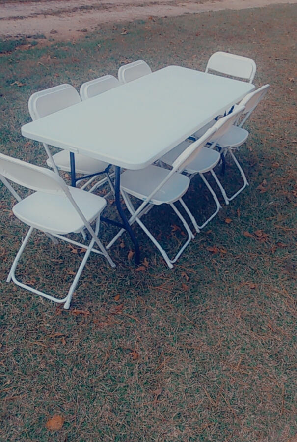 6 ft Tables